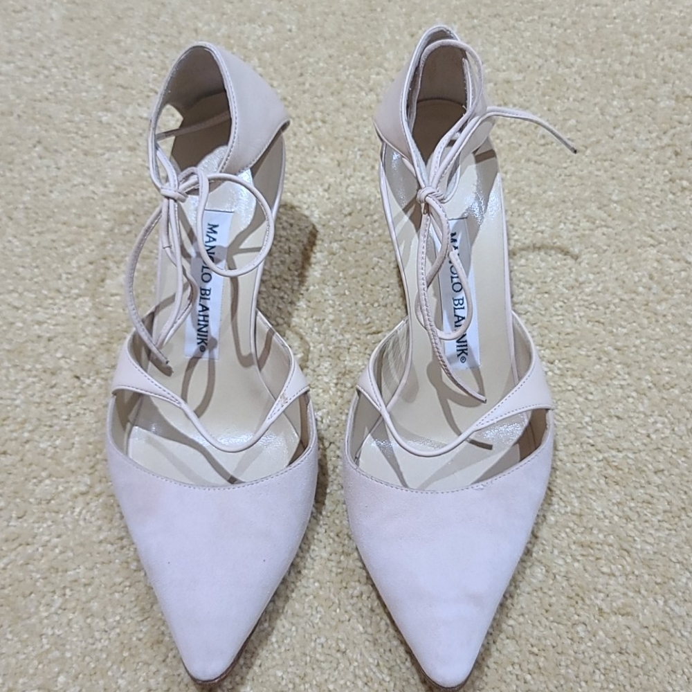 Manolo Blahnik suede and leather heels (blush)